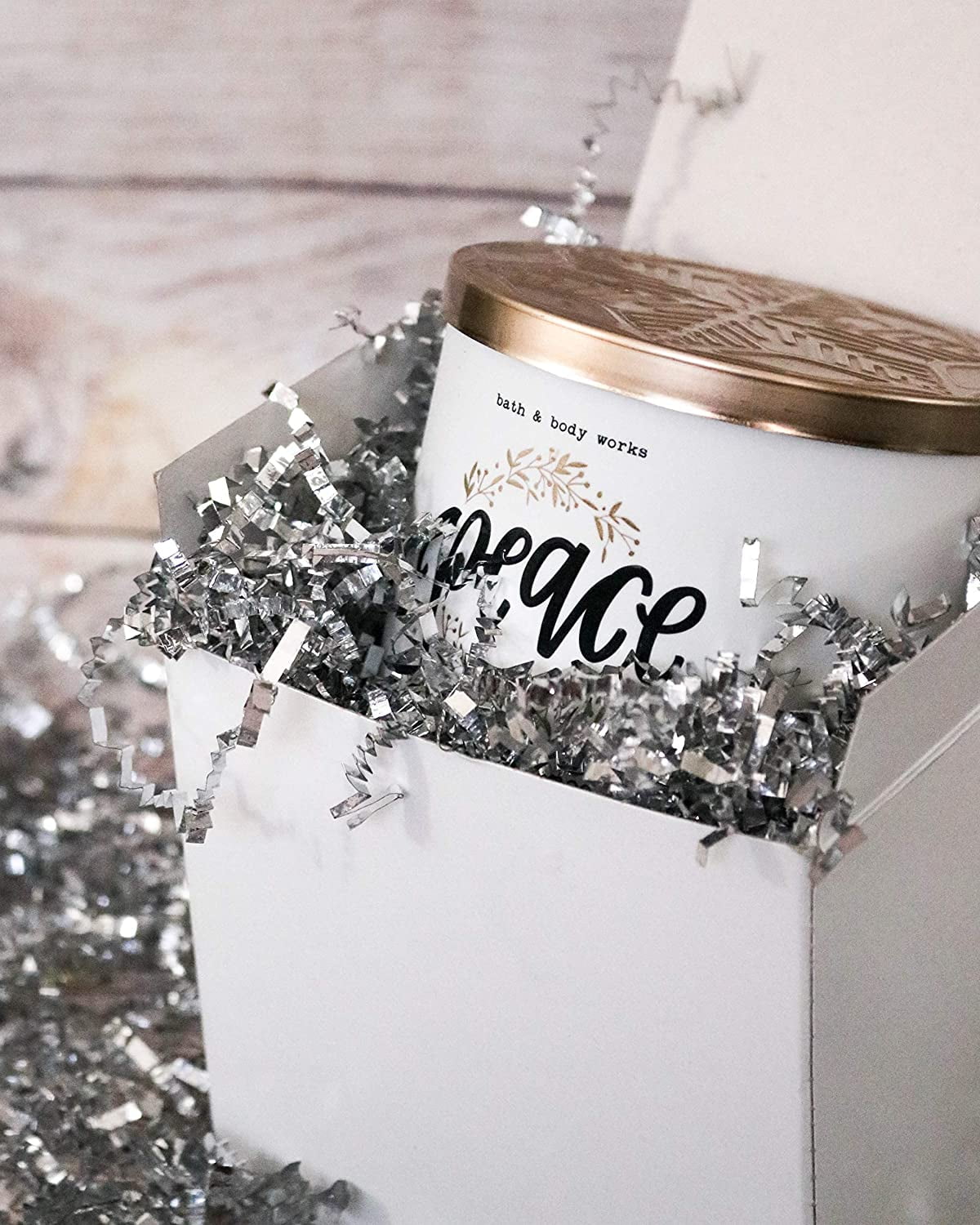 Crinkle Cut Paper Shred Filler (1 LB) for Gift Wrapping & Basket Filling - Silver Metallic| MagicWater Supply