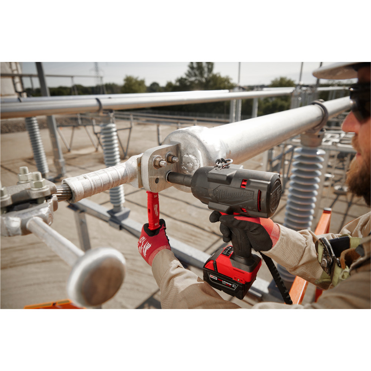 Milwaukee Tool M18 Fuel 1/2" High Torque Impact Wrench W/ Pin Detent Protective Boot