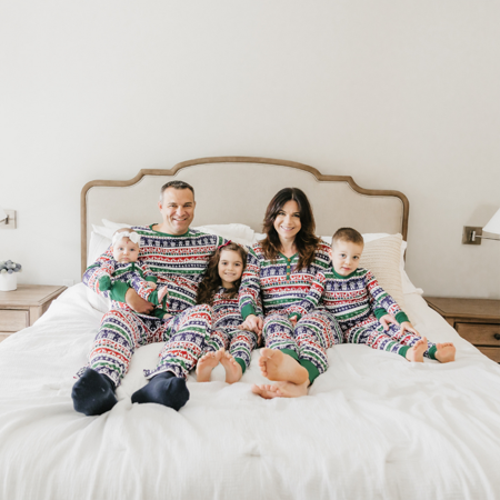 

ROAONOCOMO Christmas Pajamas for Family Matching PJ s Sets with Elk Snowflake Print Long Sleeve Tee and Pants Loungewear