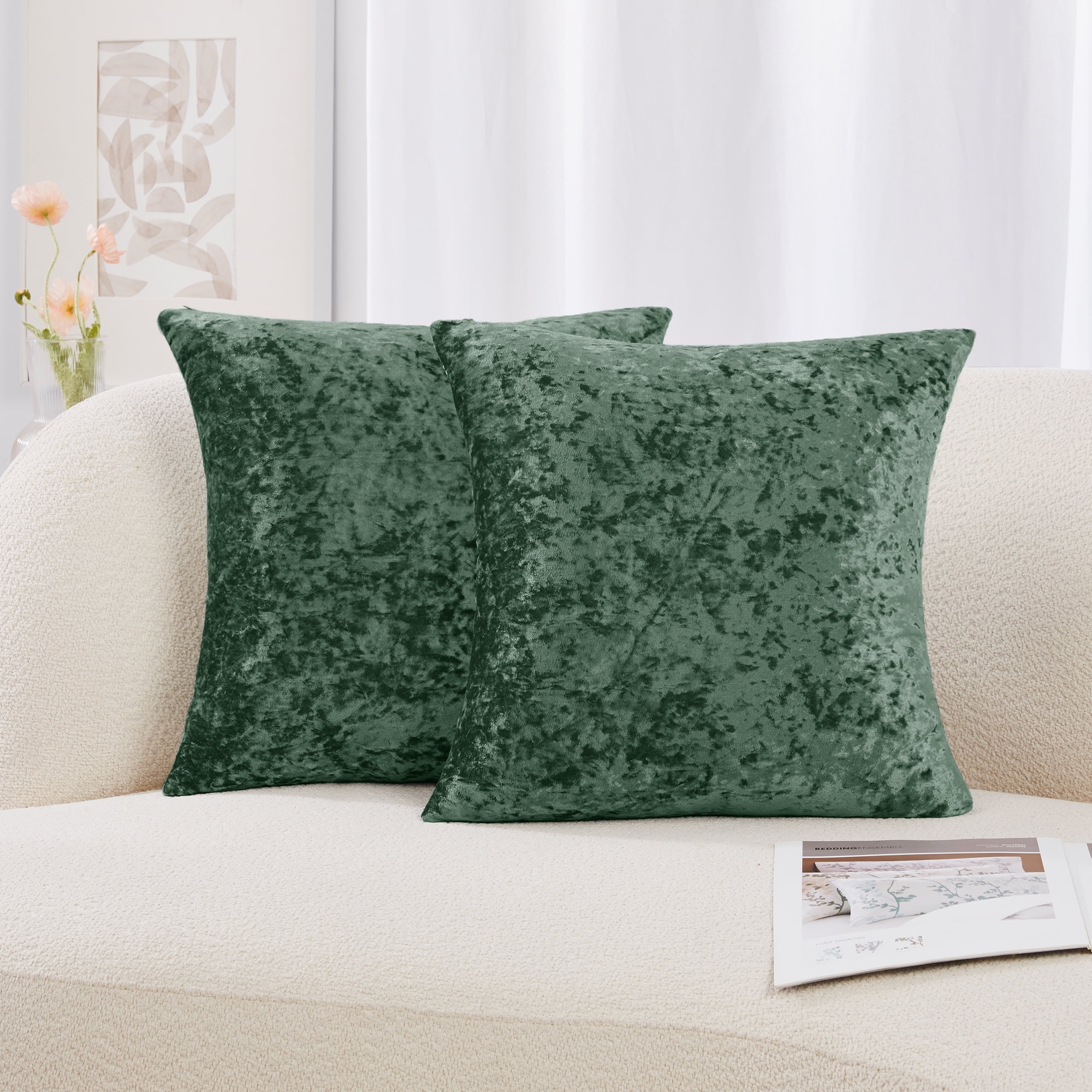 Deconovo Large Sofa Pillow Covers 26x26 inch, Velvet Throw Pillows