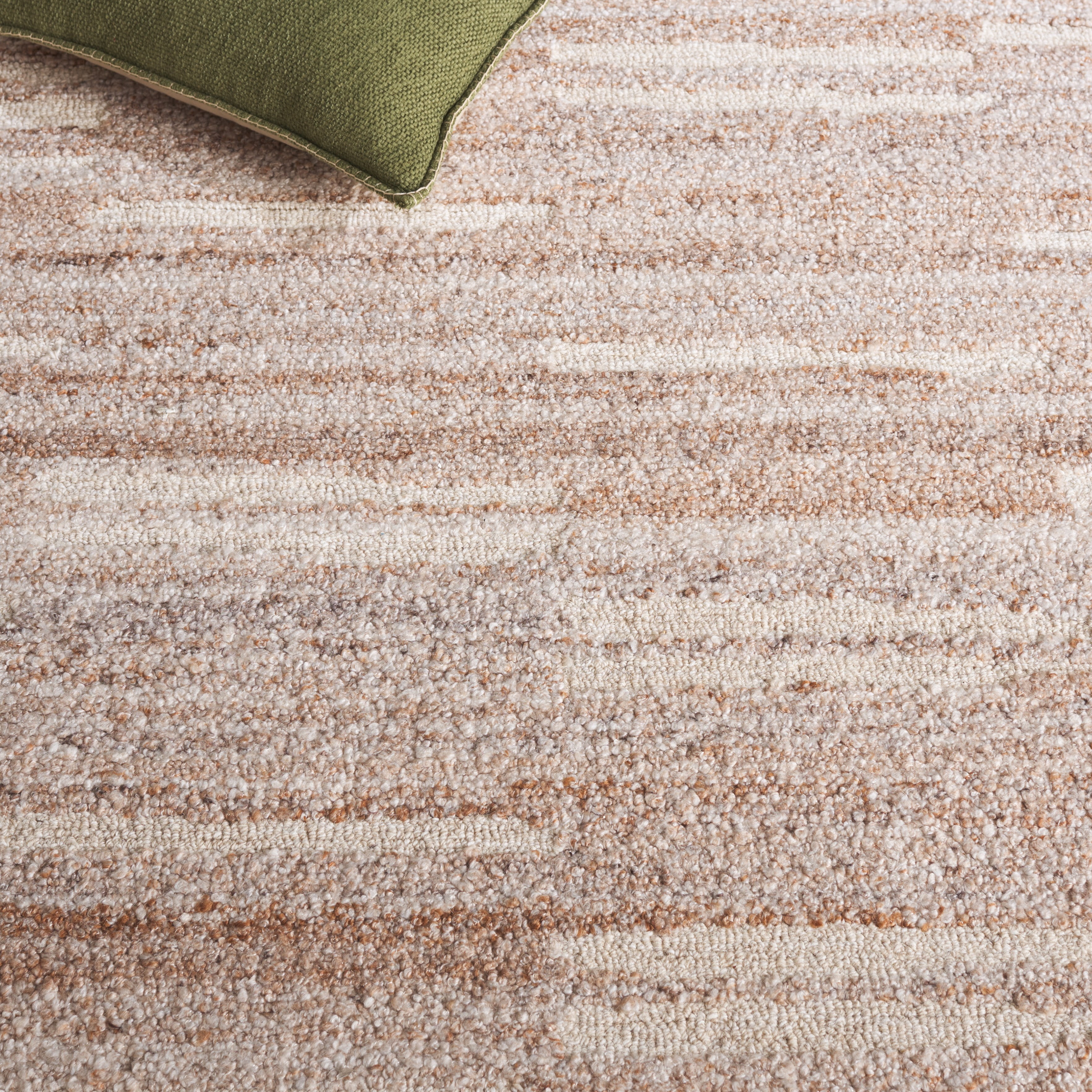 SAFAVIEH Pine Louella Striped Area Rug, Beige/Light Rust, 4' x 6'