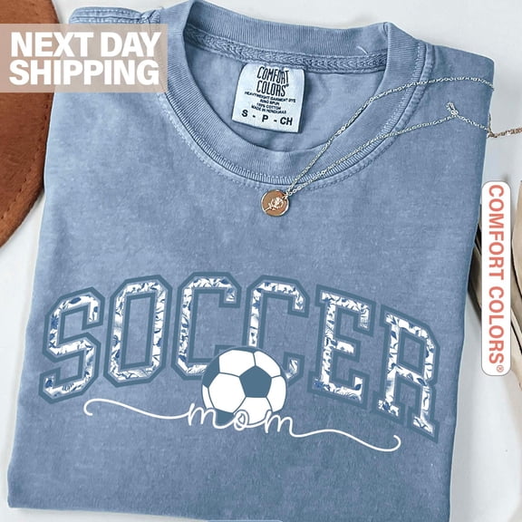 Soccer Mom Shirt Toile De Jouy Soccer Mama Tshirt Girly Aesthetic Gift for Soccer Mom Chin