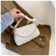 thumbnail image 3 of Diseño coreano de un pequeño bolso de mano con perlas para mujer con una textura de estilo extranjero, todo drapeado, cadena, bolso bandolera de un solo hombro, 3 of 5