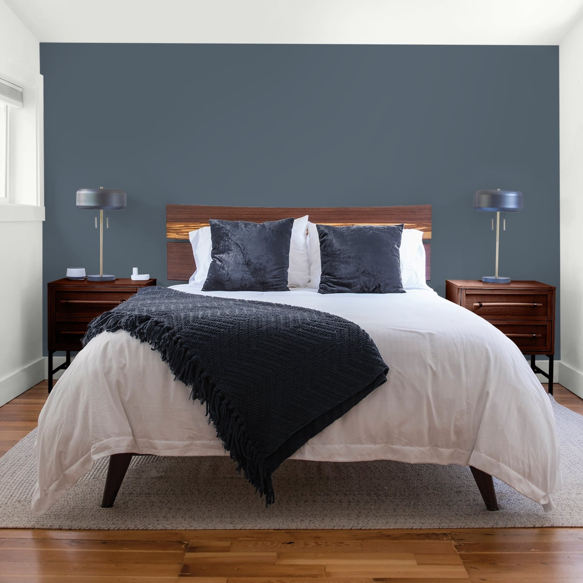 Glidden Spred Goblin / Gray, Flat Interior Paint with Primer, 1 Gallon
