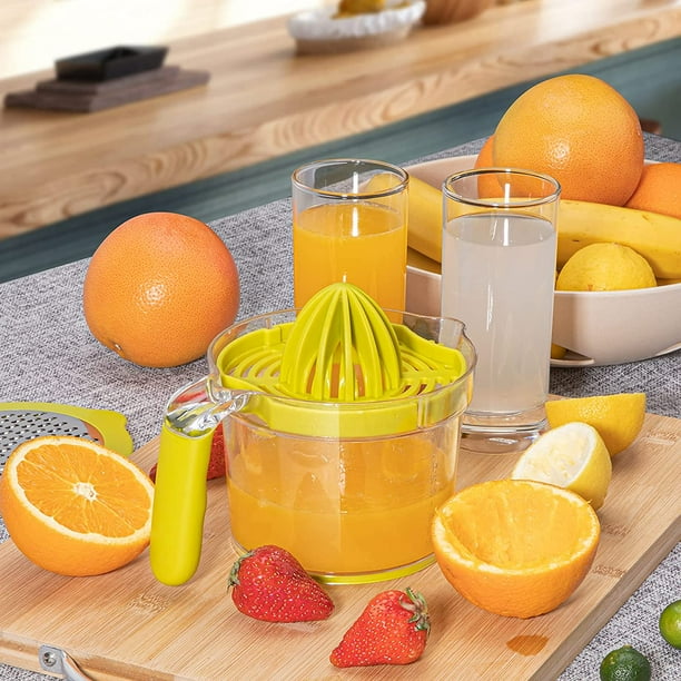 Healthy Manual Juicer with Measuring Cup and Grater Oranges