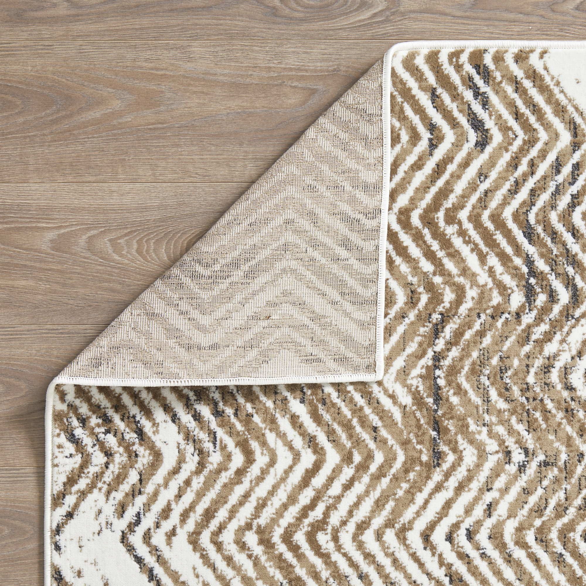 Loomaknoti Aysal Armelar 6' x 9' Beige Chevron Polypropylene Indoor Area Rug
