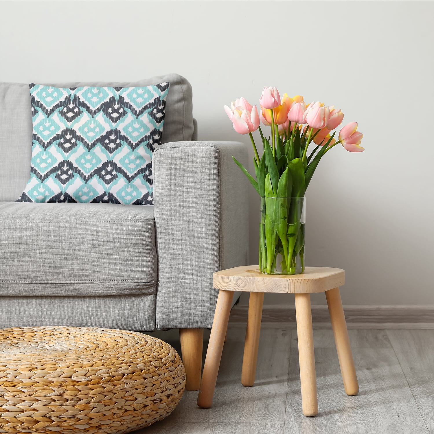 Simply Daisy 18 in x 18 in Contemporary Black Pepper Polyester Throw Pillow