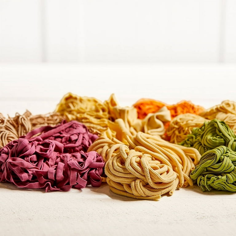 Automatic machine for making fresh Italian pasta producing