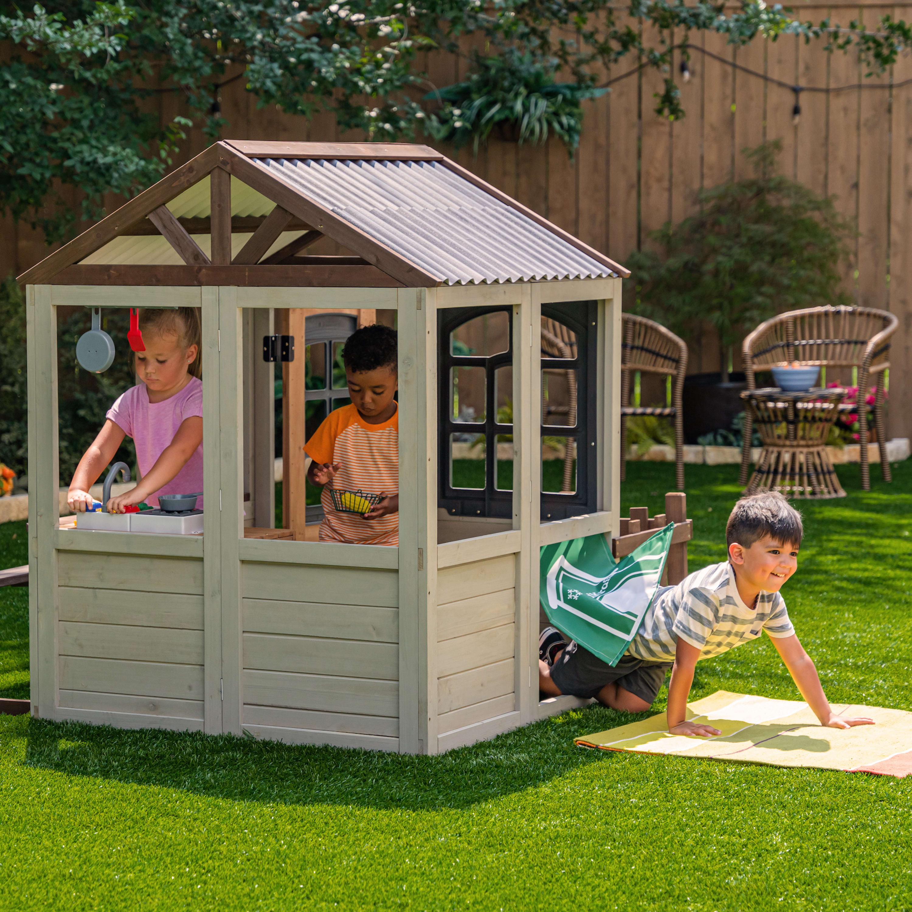 Victorian-style with Fenced Patio Your Little Toddler Will Love This Playhouse 4 ft 