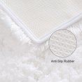 thumbnail image 4 of Alfombra de baño KMAT, 80 cm x 120 cm, microfibra blanca, 4 of 7