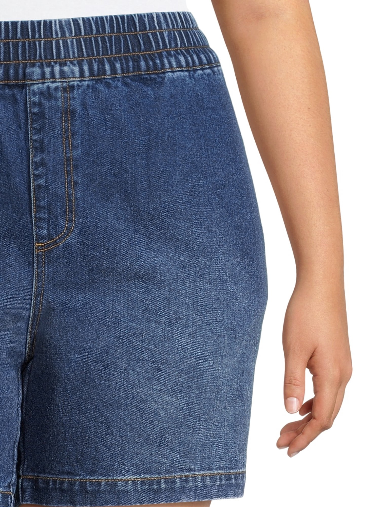 Terra & Sky Women's Plus Size Slouchy Pull-On Denim Shorts