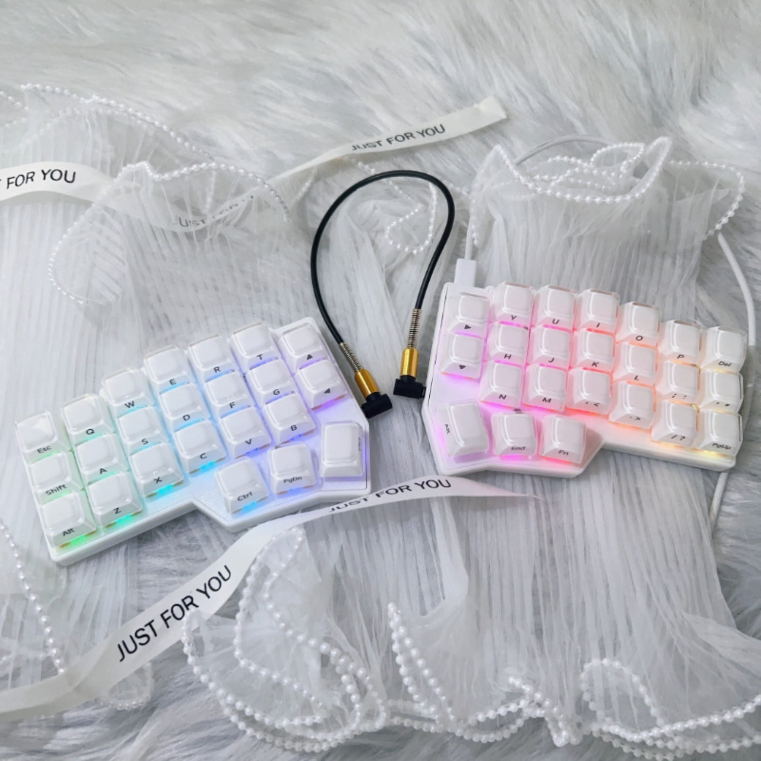 CORNE V4 Split Ergonomic Mechanical Keyboard with Jelly Keycaps, 40% 46 Keys Hot-Swappable QMK/VIAL Programmable RGB Gaming Keyboard Kit