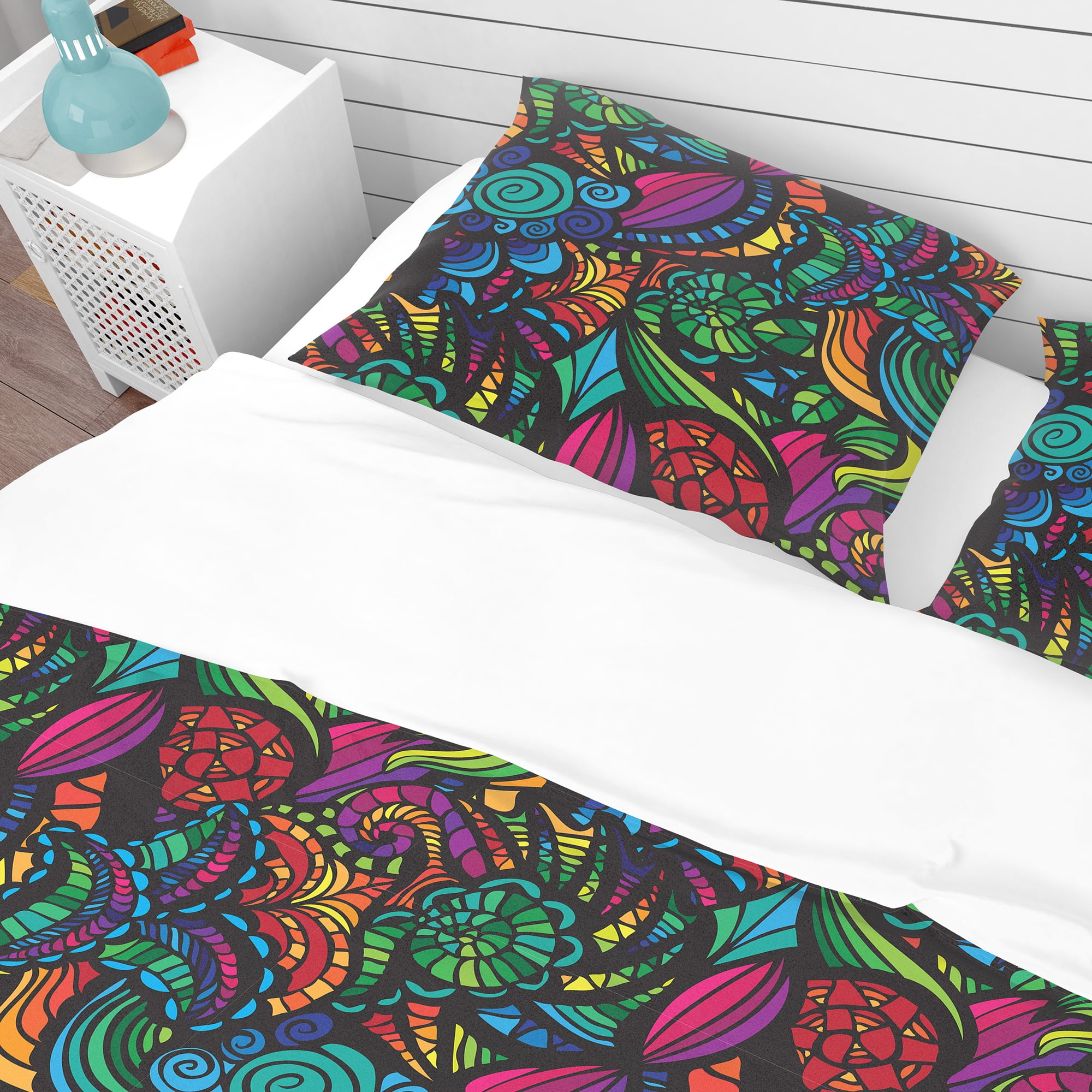 Designart 'Mosaic Pattern with Flowers' Bohemian & Eclectic Duvet Cover Set