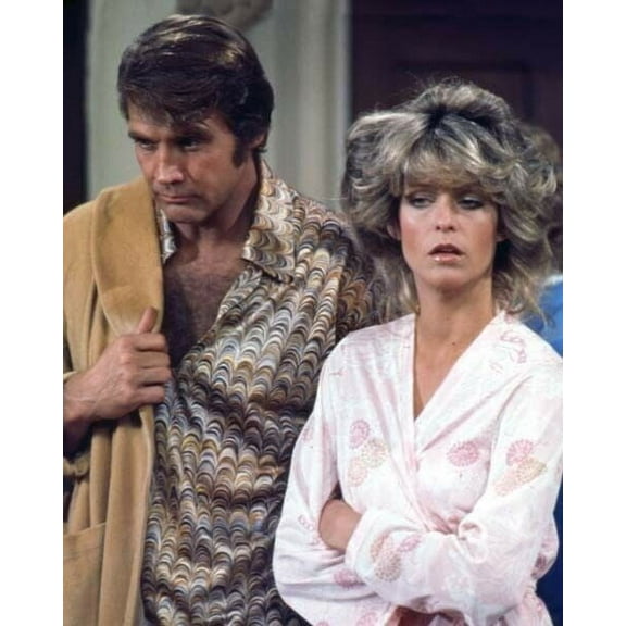 Farrah Fawcett & Lee Majors in their sleep wear movie/TV unknown 11x17 poster