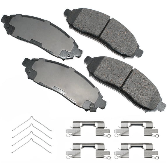 Front Disc Brake Pad Set For Nissan 2013-2016 Frontier