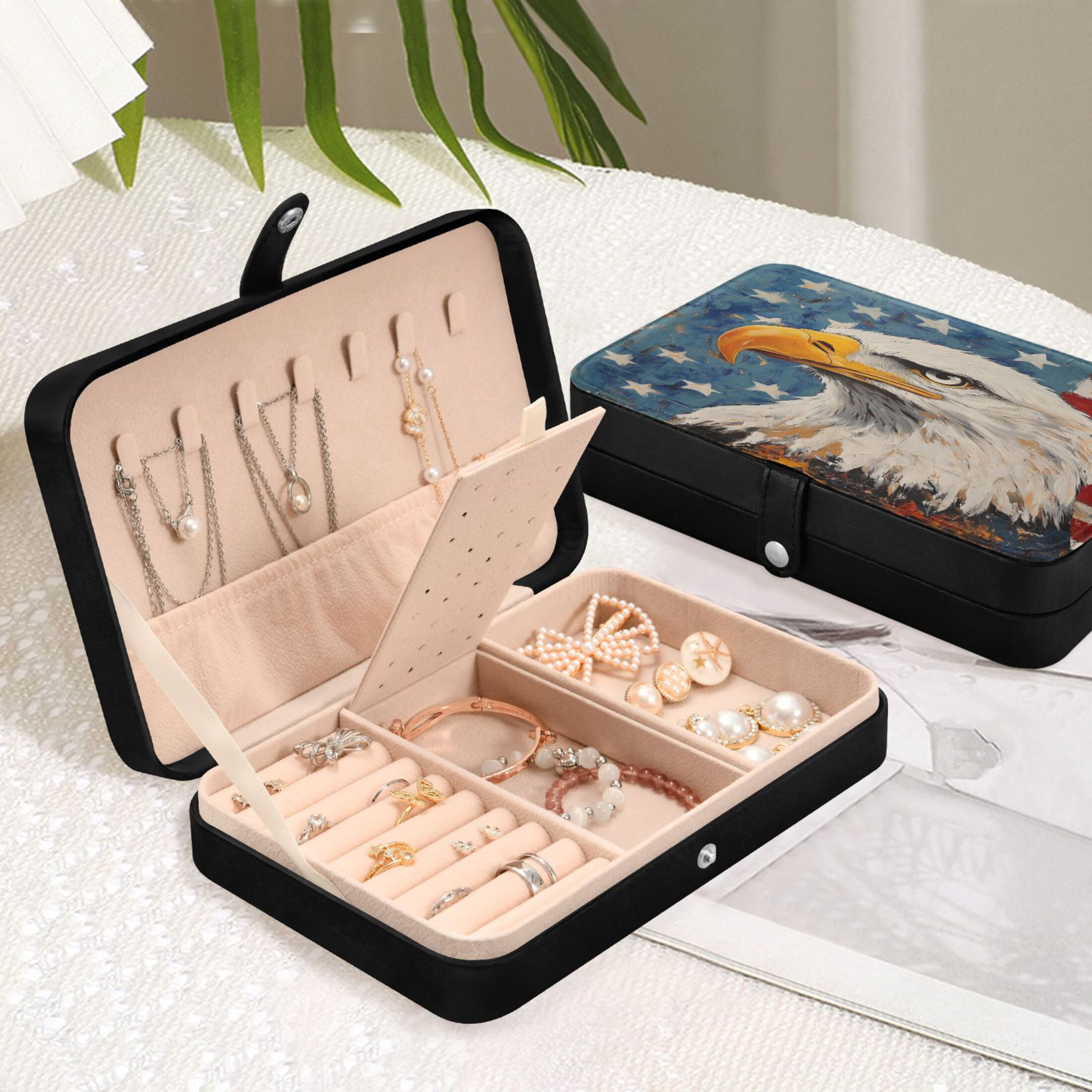 Leather Jewelry Box Rectangular 8.27x5.5x1.78In Travel Jewelry Storage Earrings Necklace Bracelet Watch Brooch Storage Eagle Pattern