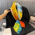 thumbnail image 3 of Bufanda musulmana de satén de seda con estampado nuevo de 2023, chal de lujo de 90 cm, pañuelo para el cuello, pañuelo para la cabeza para mujer, pañuelo para la cabeza, regalo, 3 of 4
