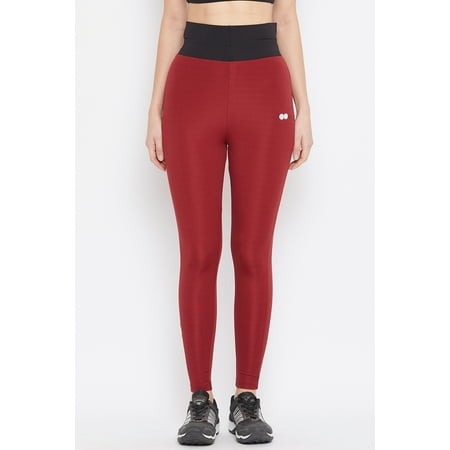 

Clovia Activewear Ankle Length Tights in Red