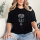 thumbnail image 3 of Camiseta de talla grande para mujer, Top con estampado de huellas de corazón y perro, camiseta informal suave y elástica, ropa de moda urbana 2024, 3 of 5