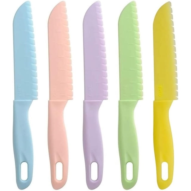 Safety Knife 5 Pcs Plastic Safe Knives for Chopping Colorful Serrated Kitchen Chef Knife Chefs Knives for Vegetable Fruit Tomato and Cake (5 Colors) (Light Color)