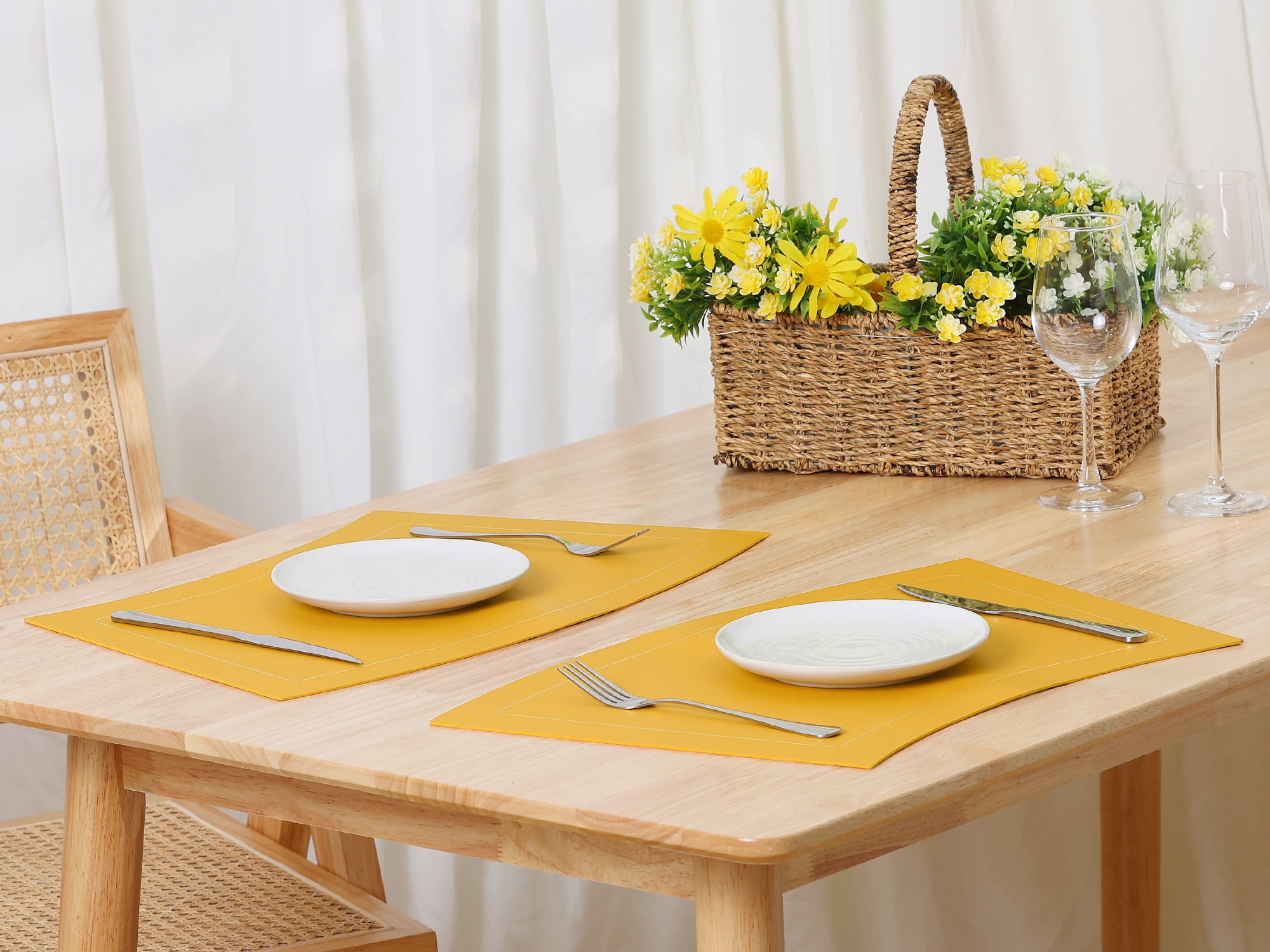 Unique Bargains Set of 6 Wedge Faux Leather Heat Resistant Wipe Clean Round Table Mats Yellow