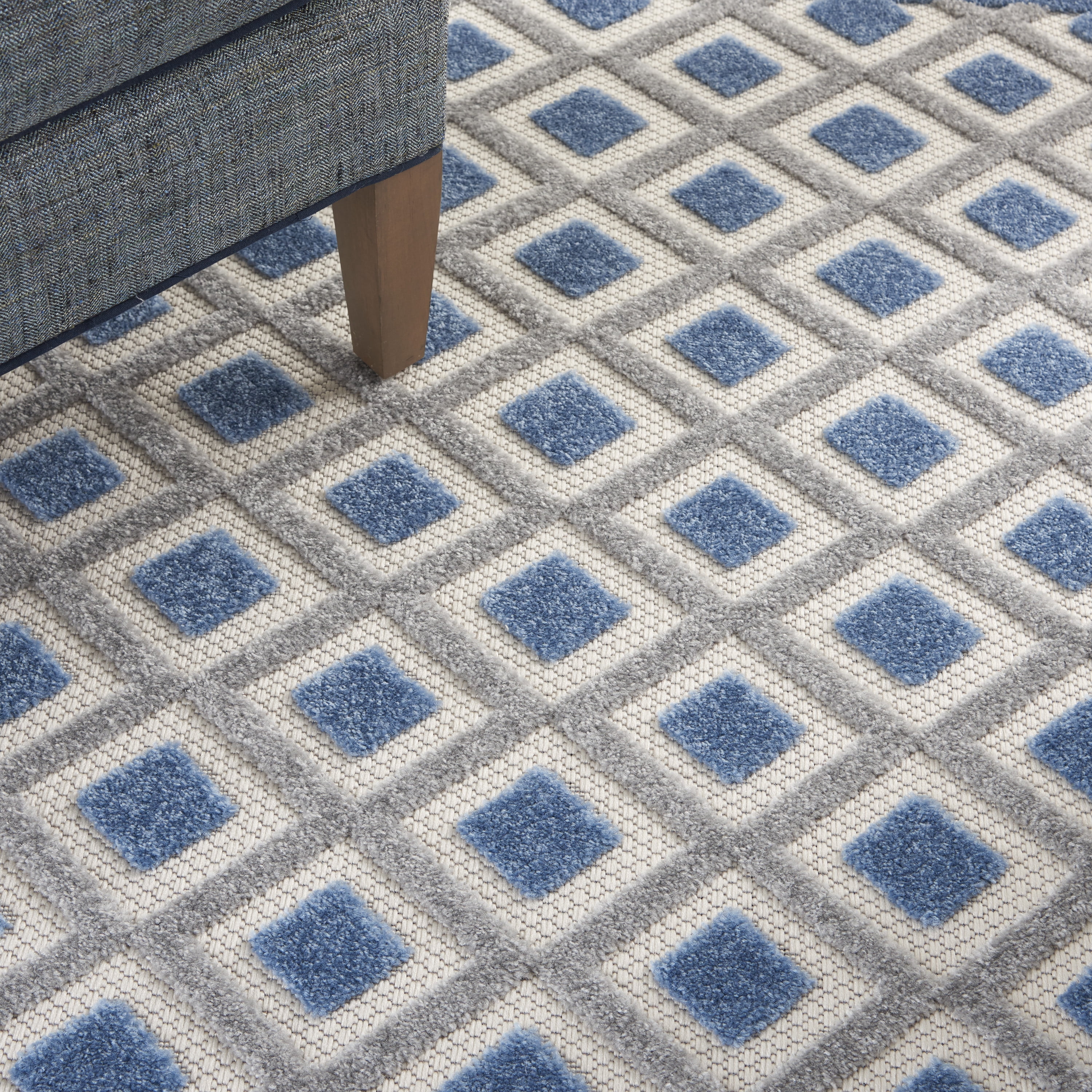 Nourison Aloha Indoor/Outdoor Blue/Grey 5'3" x 7'5" Area Rug, (5x7)