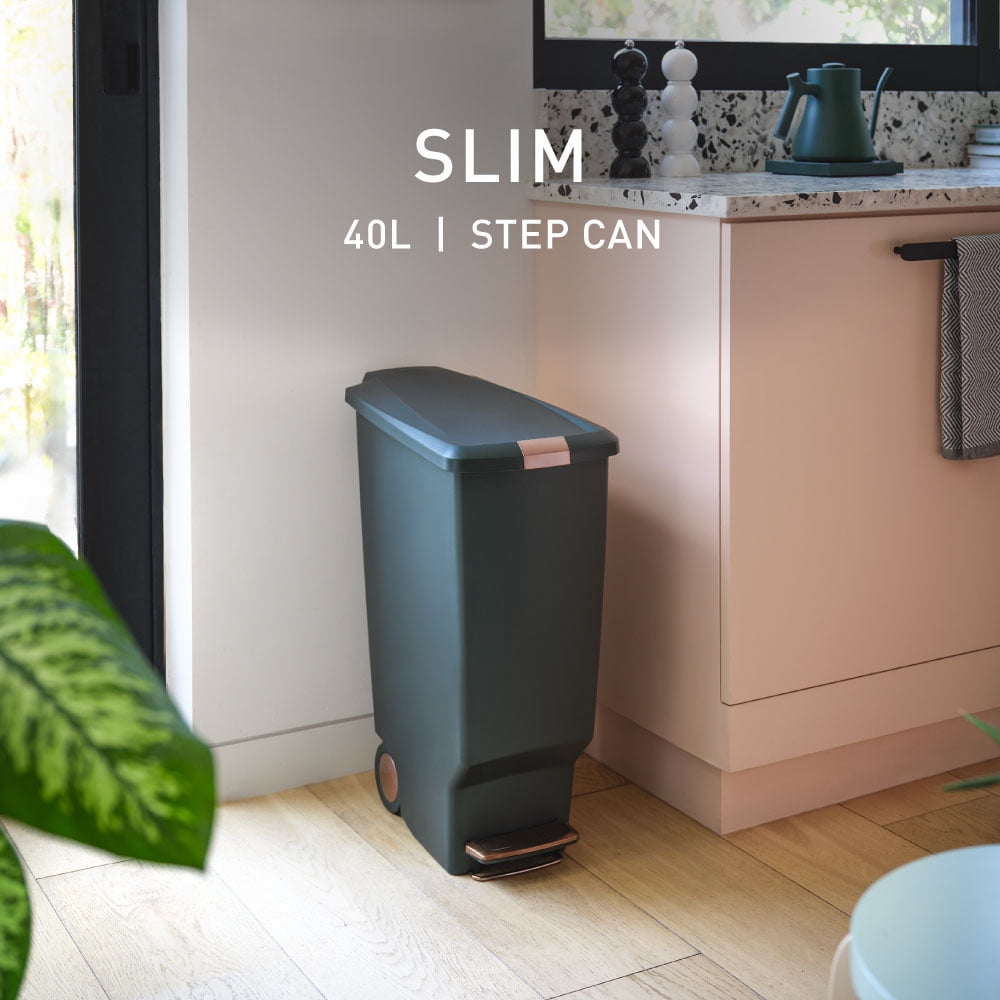 simplehuman Kitchen Trash Can, 10.6 Gallon Plastic Step Garbage Bin with Secure Slide Lock Lid, Hunter