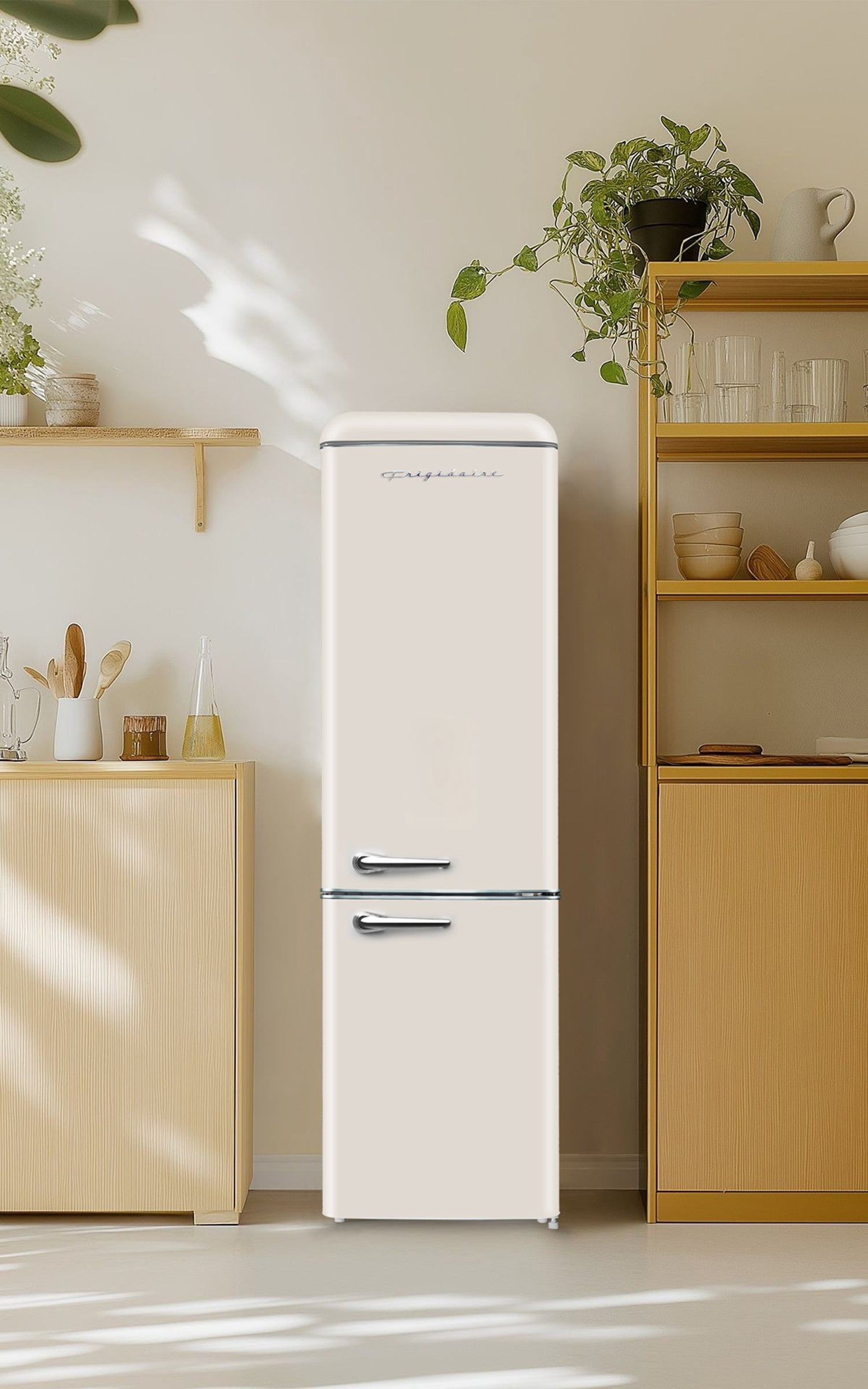 Frigidaire 9.0 Cu. ft. Bottom Mount Retro Refrigerator, Apartment Size Compact Fridge in Cream