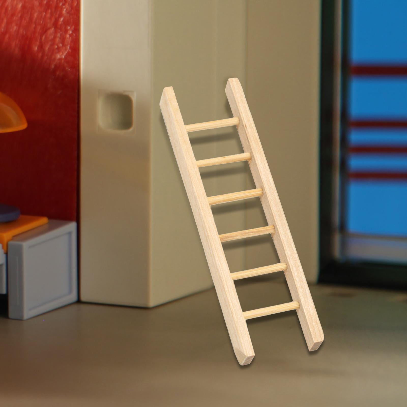 1:12 scale Wooden Step Ladder folds up U3192