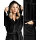 thumbnail image 2 of Bata para Mujer NY Threads Premium con Capucha de Forro Polar Negra, 2 of 6