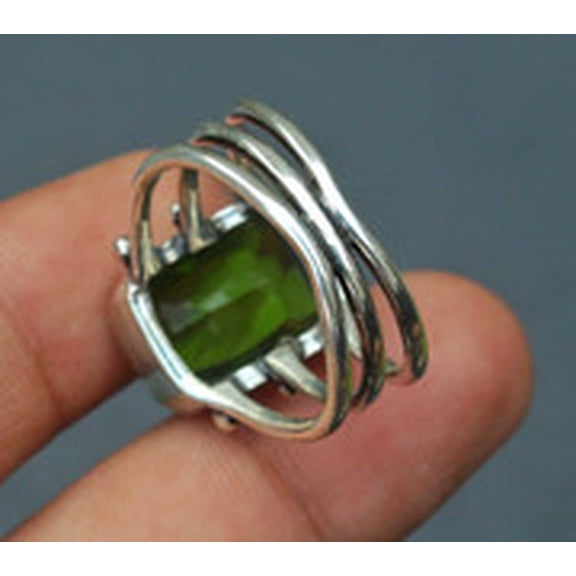 Octagon Green Peridot Ring in 925 Sterling Silver