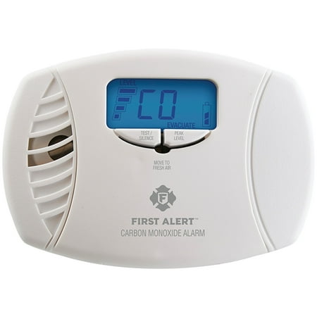 First Alert CO615 Dual-Power Plug-In Carbon Monoxide Detector with Battery Backup and Digital Display, White