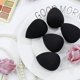 thumbnail image 5 of Set de 5 esponjas de maquillaje negras para maquillaje sobre base., 5 of 5
