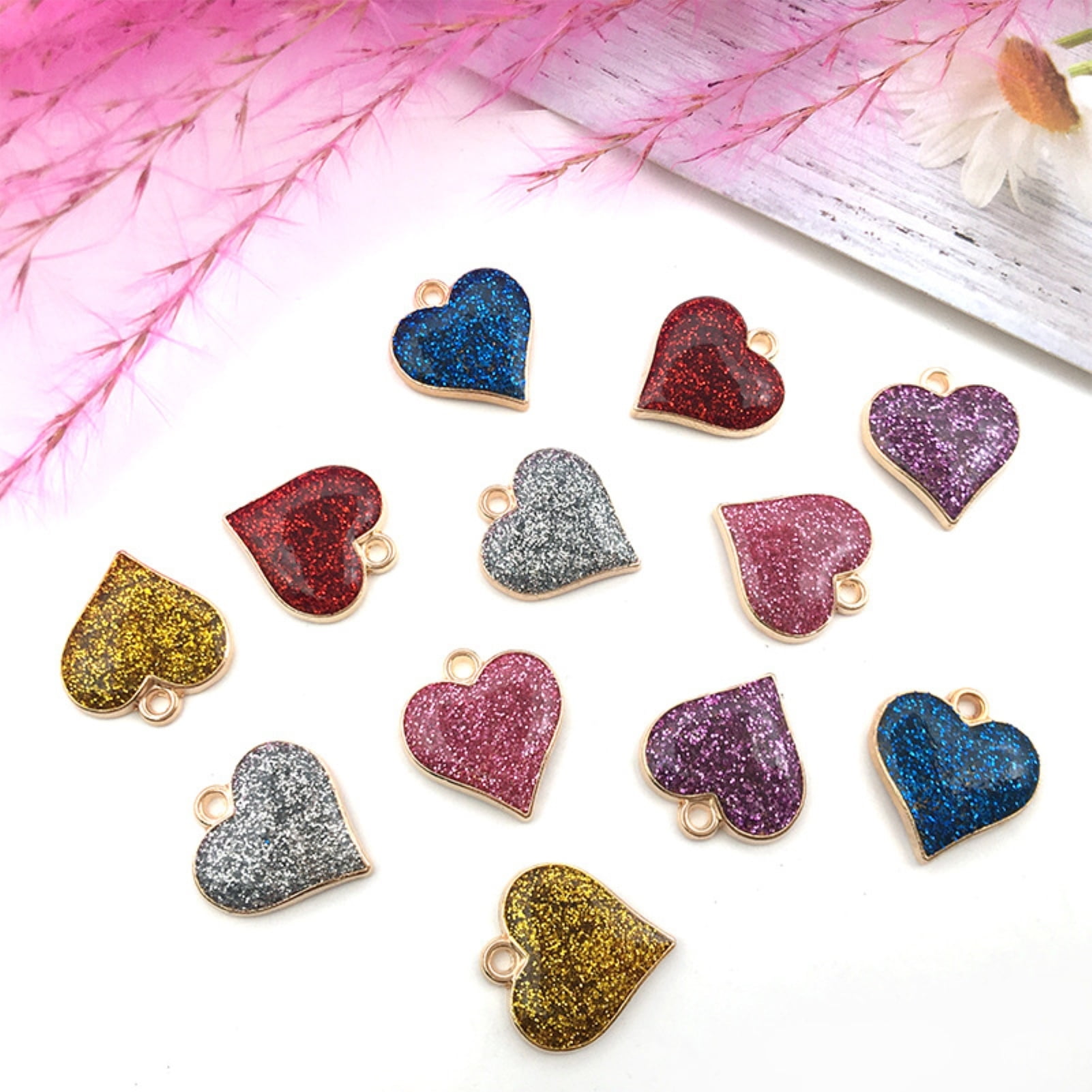 30Pcs Heart Pendants Creative Shape Rust-proof Alloy Decorative Love Heart Shaped Necklace Charms for Women