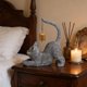 thumbnail image 4 of Escultura de decoración para el hogar de gatos, adorno de mesa de jardín, detalles, resina duradera, decoración versátil, blanco, gris, uso en interiores, 22x8,5x25cm, 4 of 6