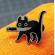 thumbnail image 3 of pin de esmalte popular en forma de gato negro TUNC Sencillez, 3 of 5