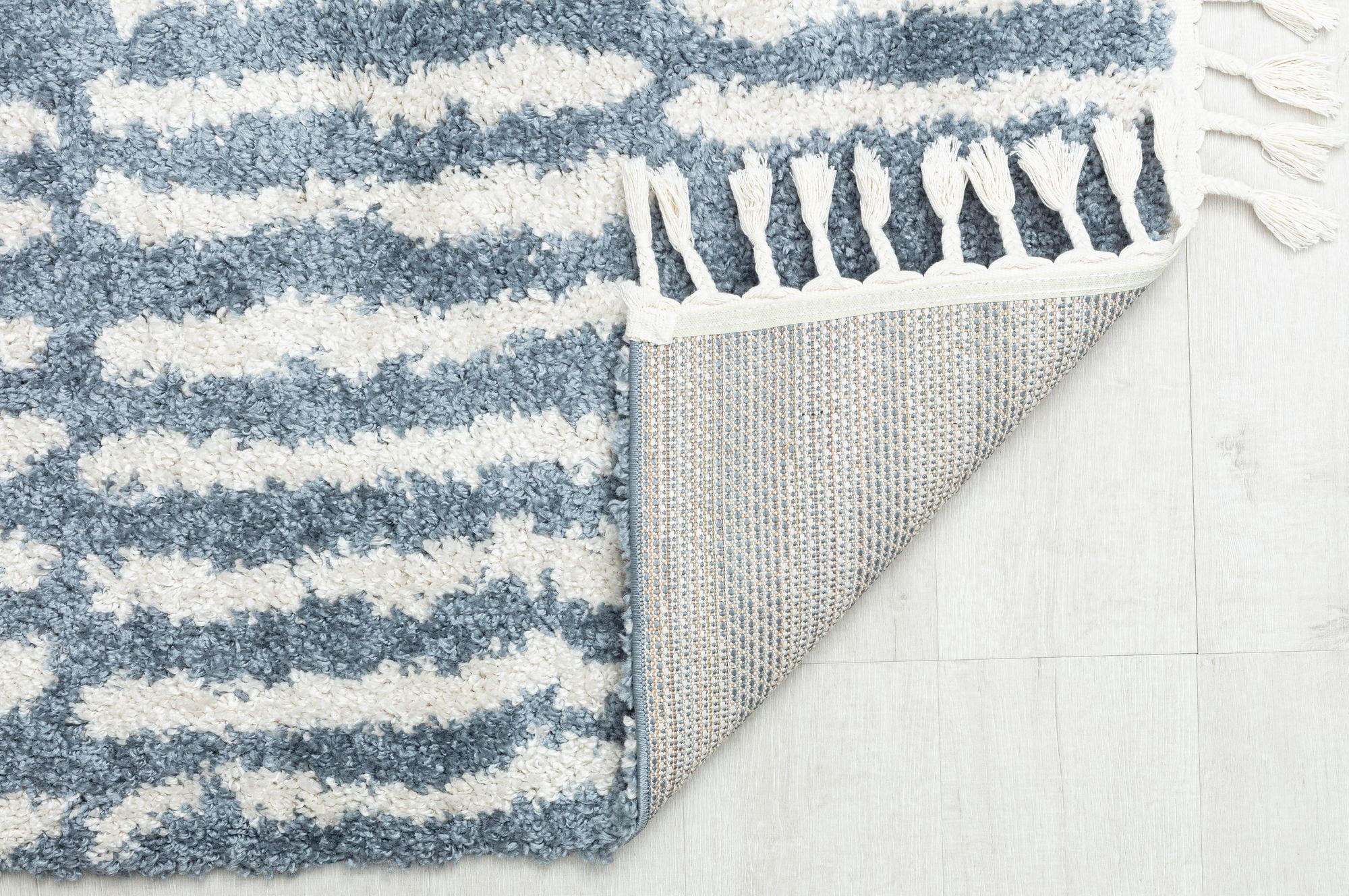 Rugs America BT30C Shallow Waters Geometric/Stripe Modern Blue Area Rug, 2'6" x 8'