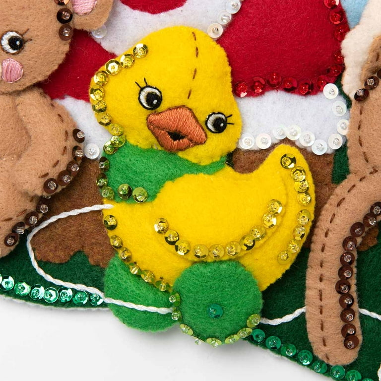 Bucilla Kit: 'santa on the Go' Ornaments Felt Embroidery and Applique Kit  89281E 