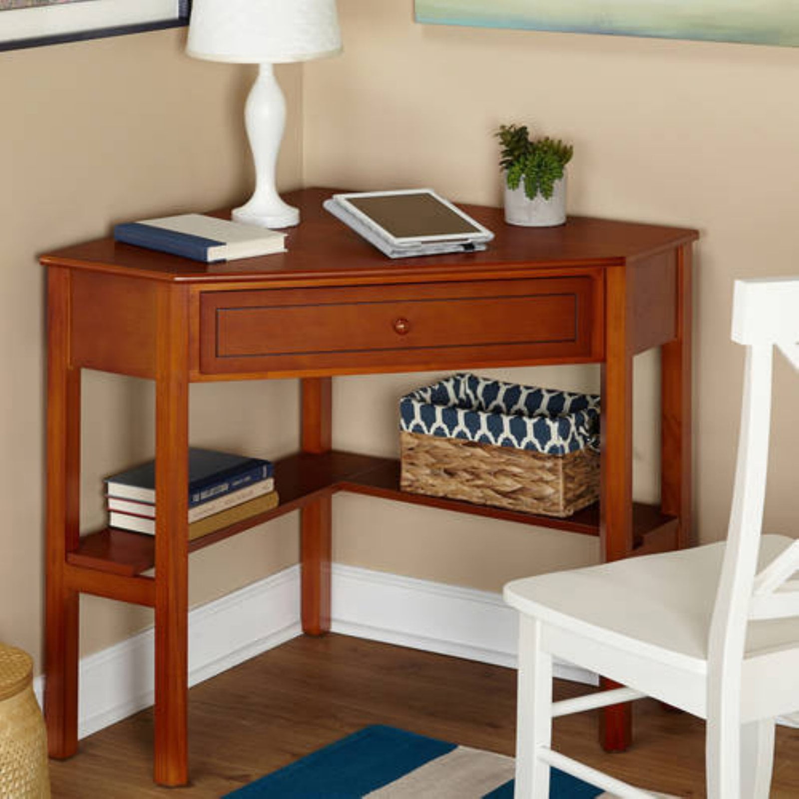 Featured image of post Small Desk For Bedroom Walmart - Small corner study desk to inspire you.