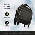thumbnail image 3 of Equipaje Kenneth Cole REACTION Chelsea Chevron acolchado negro, 3 of 6