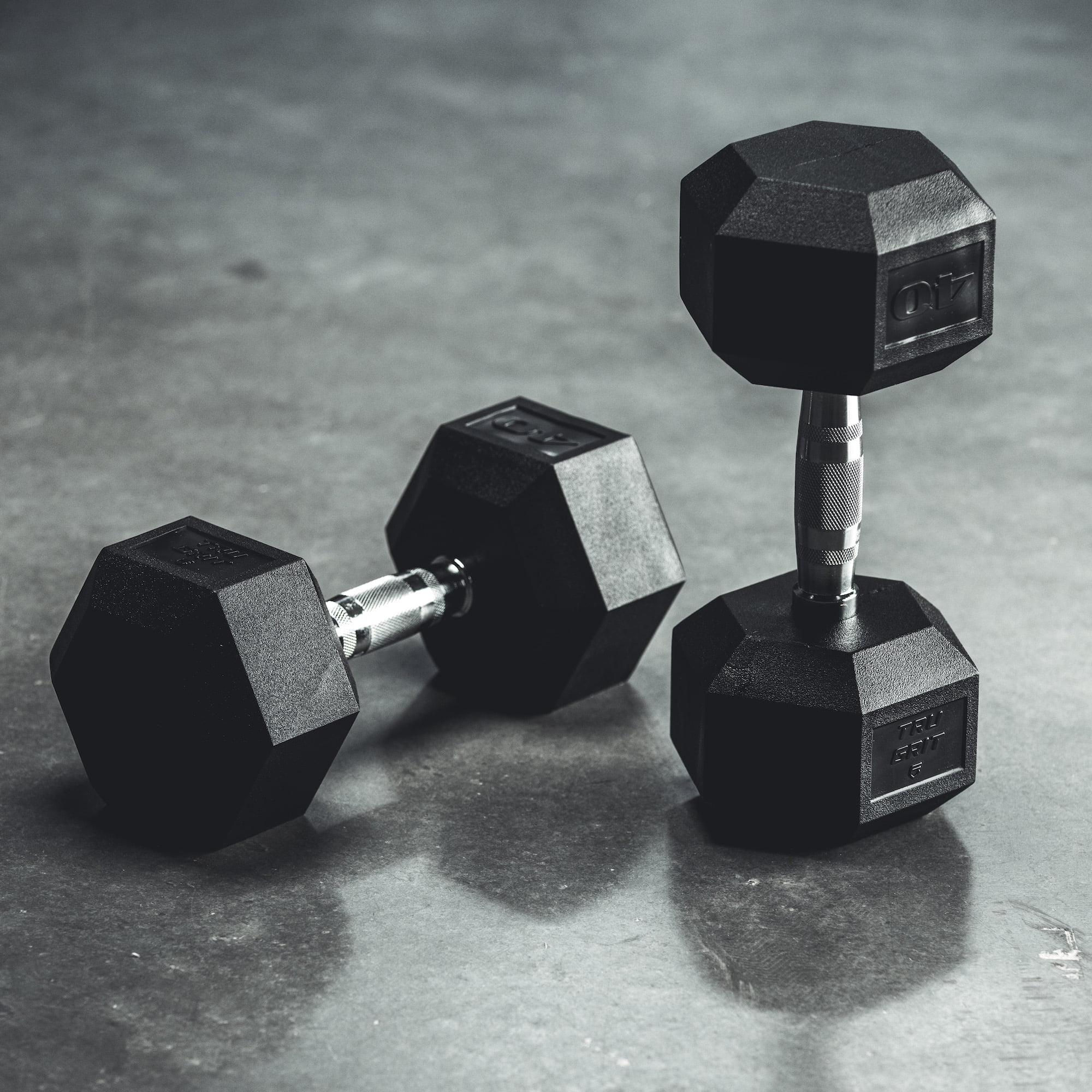 Tru Grit Fitness 20 lb Rubber Hex Dumbbell, Single