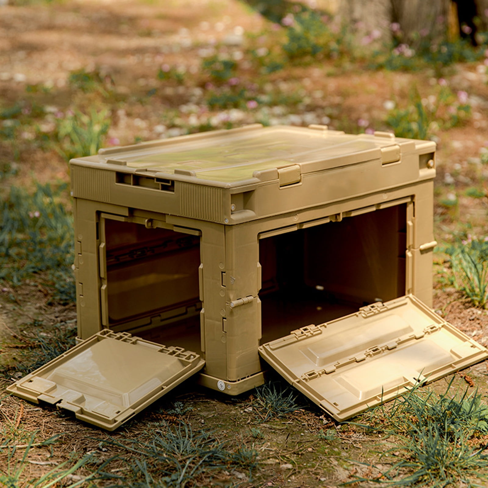 The foldable outdoor camping storage box has a large capacity of 48L, the  foldable storage box equipped with a wooden cover and rollers can be used