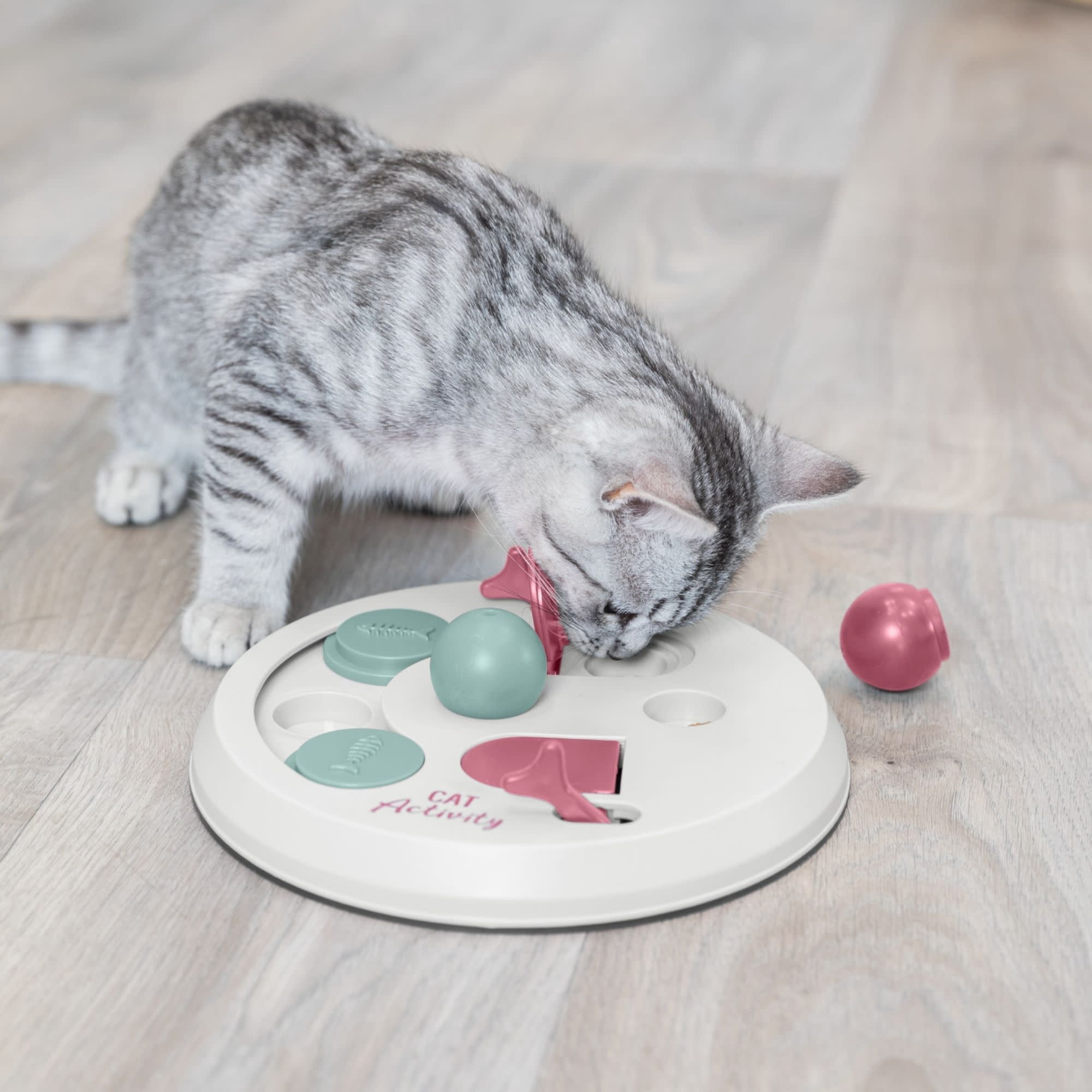 TRIXIE Flip Board Strategy Game for Cats, Puzzle Toy, Treat Dispenser, Interactive Play, Red