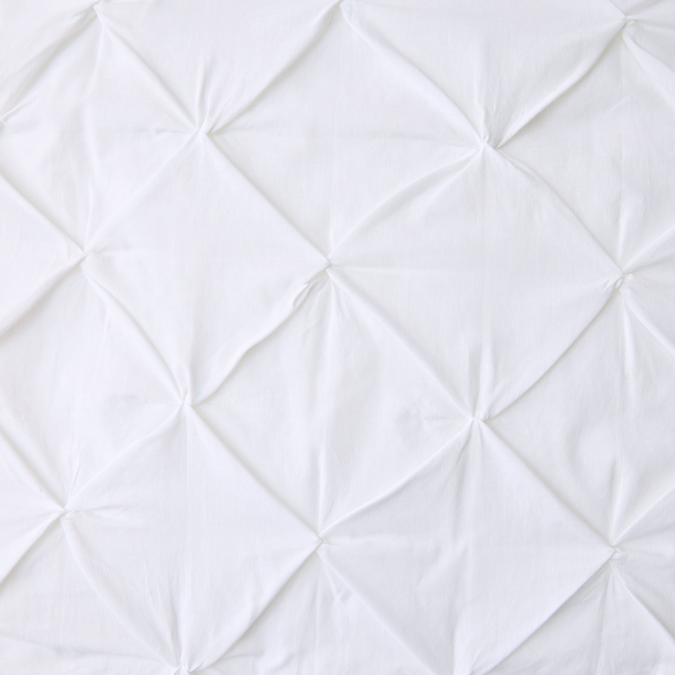 Better Homes & Gardens 2-Piece Arctic White Pintuck Comforter Set, Twin/Twin-XL