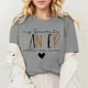 thumbnail image 2 of Camiseta «My Favorite Dancer Call Me Mom» (Mi bailarina favorita, llámame mamá): cuello redondo, estampado a doble cara, versátil para ocasiones informales y fiestas, lavable a máquina, corte favor, 2 of 4