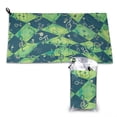 thumbnail image 1 of YFYANG Adulte Microfibre Portable Voyage Towel, Green Geometric Note Pattern Rapide Towel Sec avec Boucle de Randonnée Pochette PVC, 16" x 31.5", 1 of 6