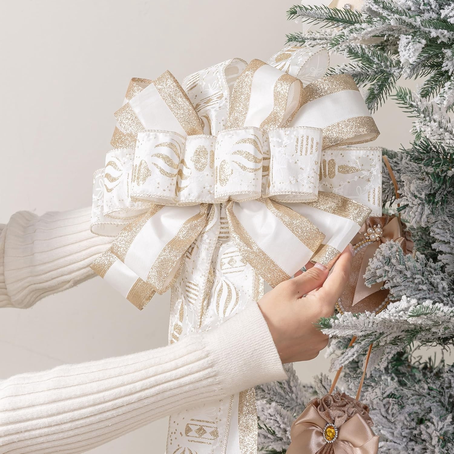 Christmas Tree Topper, 40x13 Inches Toppers Bow with Glitter Satin Mesh Streamer and Patterned Ribbon, Christmas Tree Topper Bow for Christmas Home Decoration (White Golden)