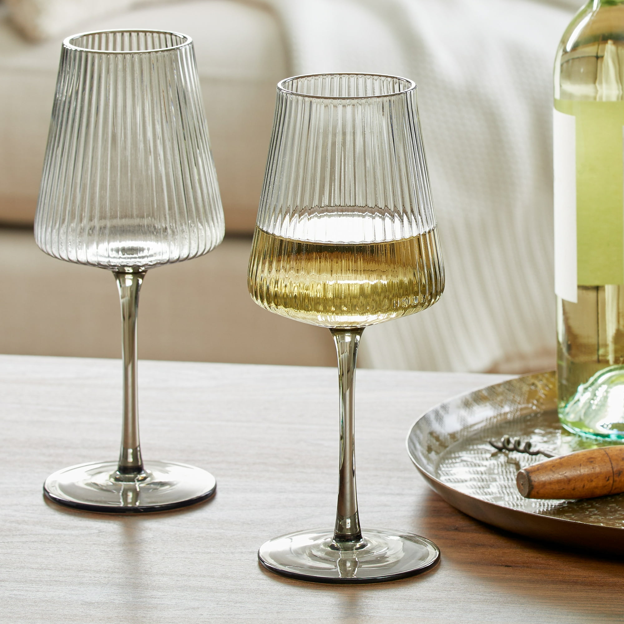Ribbed Wine Glass