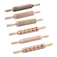 thumbnail image 4 of Rouleau à Gaufrer de Noël pour Biscuits au Pain d'Épice, 4 of 7