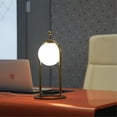 thumbnail image 2 of Tubicen Lampe de Table Moderne en Forme de Globe en Verre, Lampe de Bureau à DEL Intégrée 5 W à Intensité Réglable avec Interrupteur Tactile, Lampe de Chevet pour Chambre à Brancher USB, Luminosité à 4 Niveaux, Lampe de Table Ronde en Boule de Verre, Laiton, 2 of 8